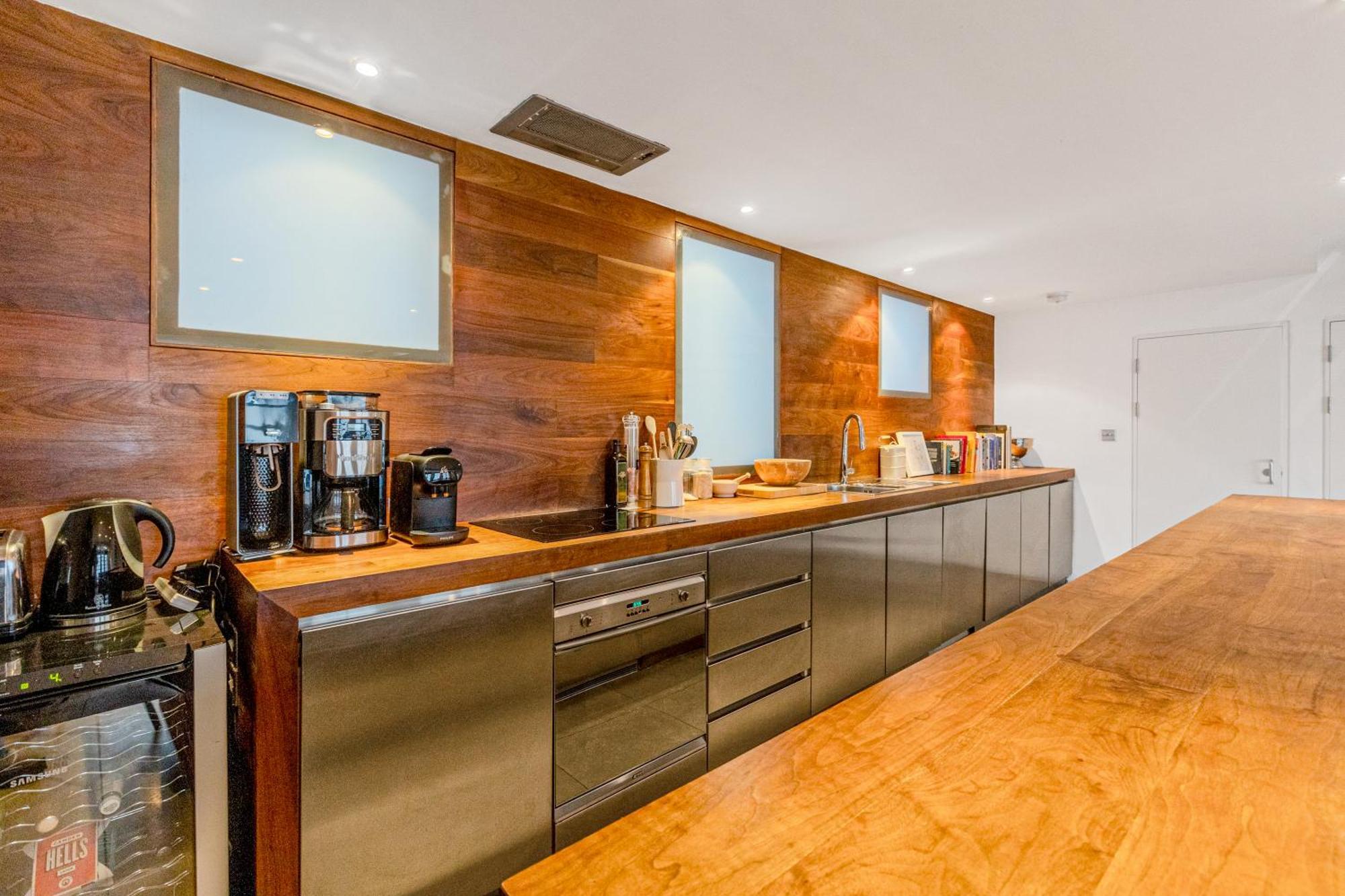 Spacious & Tranquil 2br Maisonette In Notting Hill * Londra